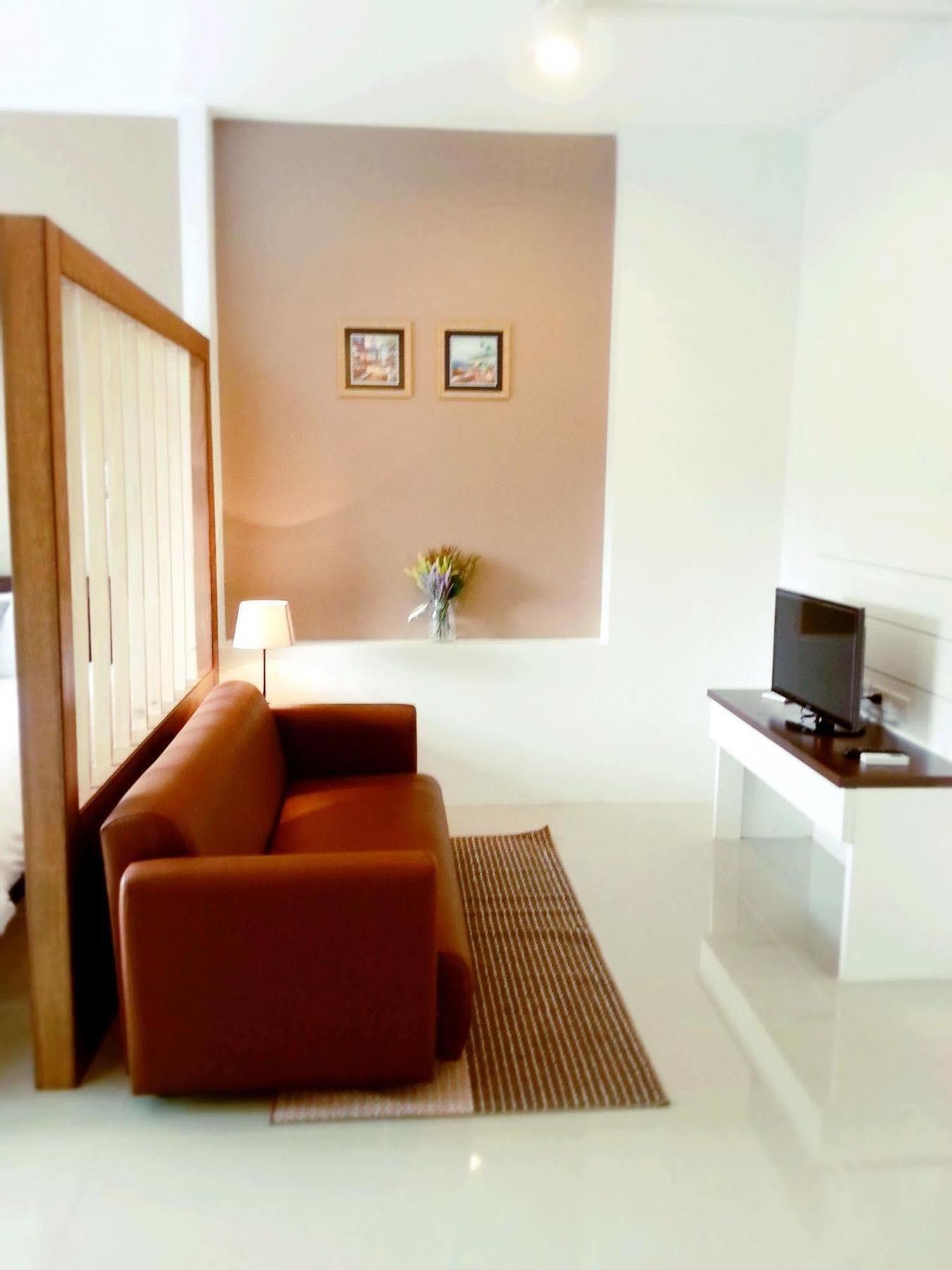 Hotel Wealth 30Th Bangkok Esterno foto